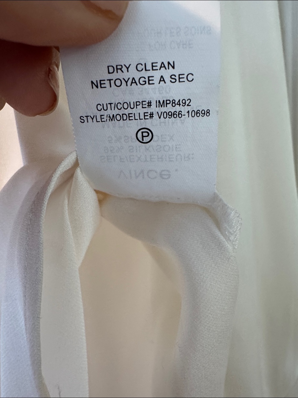 Vince Ivory V-Neck Long-Sleeve Blouse Size M - Picture 5 of 5